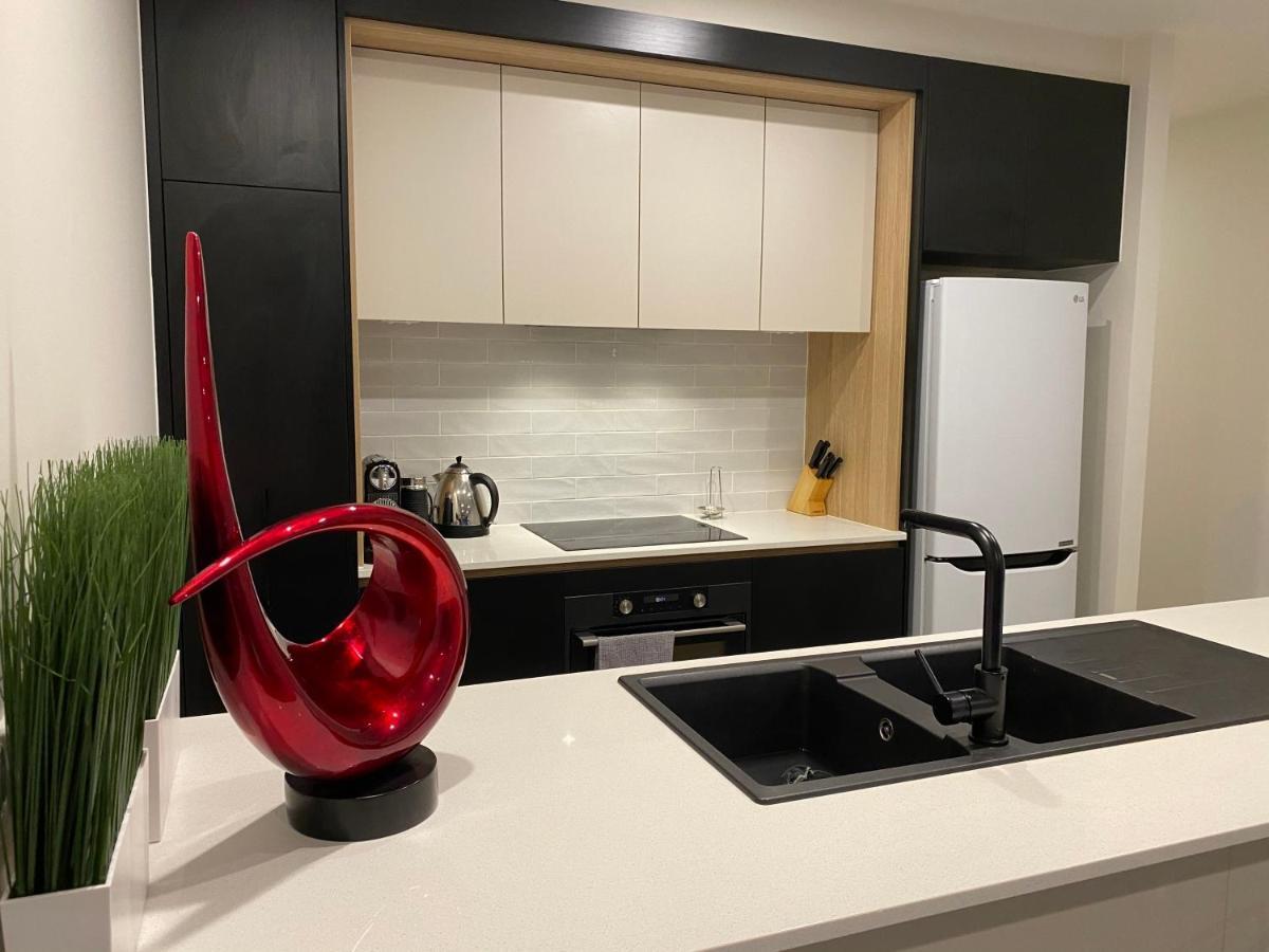 The Gallery Luxe 1 Bedroom Executive Apartment In The Heart Of Braddon Wine Secure Parking Wifi Canberra Ngoại thất bức ảnh