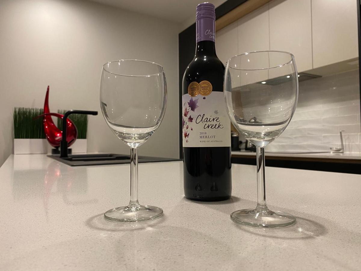The Gallery Luxe 1 Bedroom Executive Apartment In The Heart Of Braddon Wine Secure Parking Wifi Canberra Ngoại thất bức ảnh