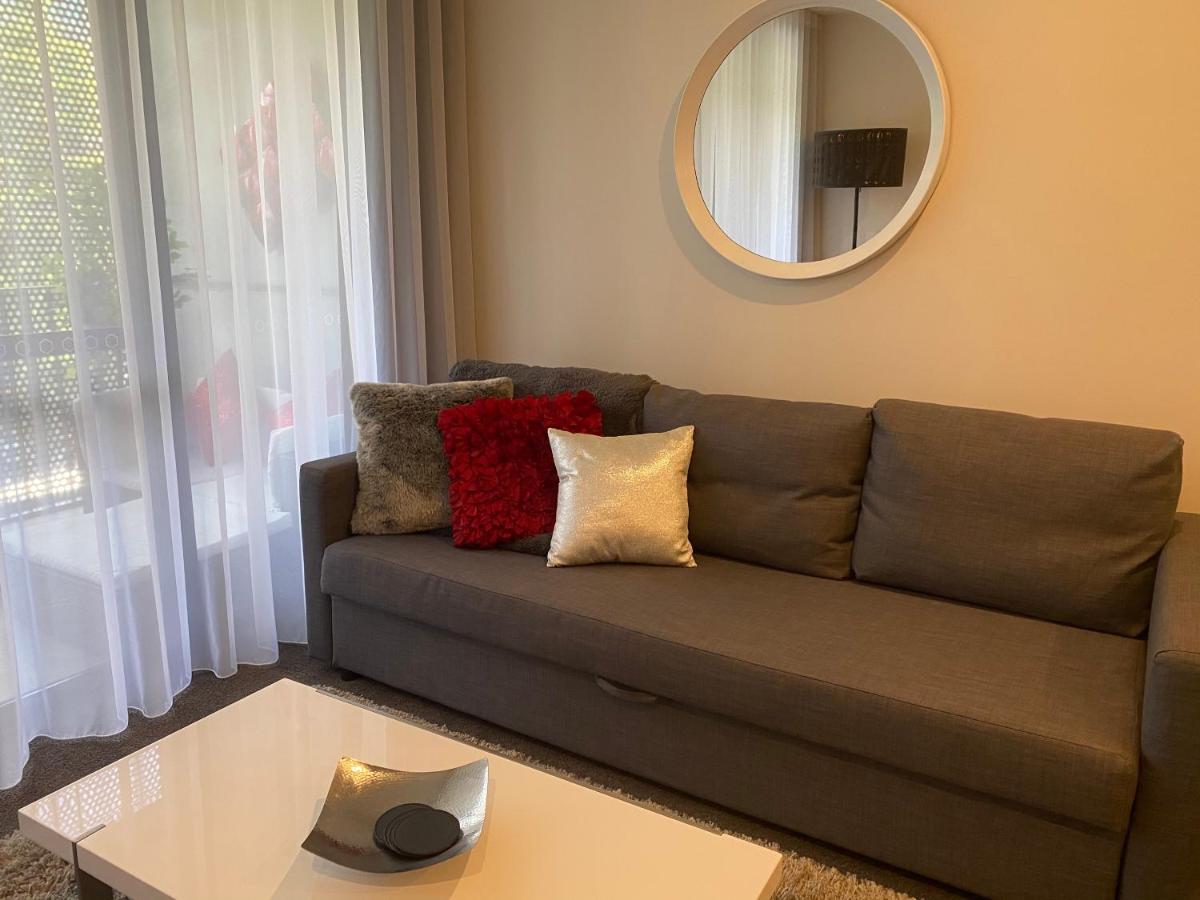 The Gallery Luxe 1 Bedroom Executive Apartment In The Heart Of Braddon Wine Secure Parking Wifi Canberra Ngoại thất bức ảnh