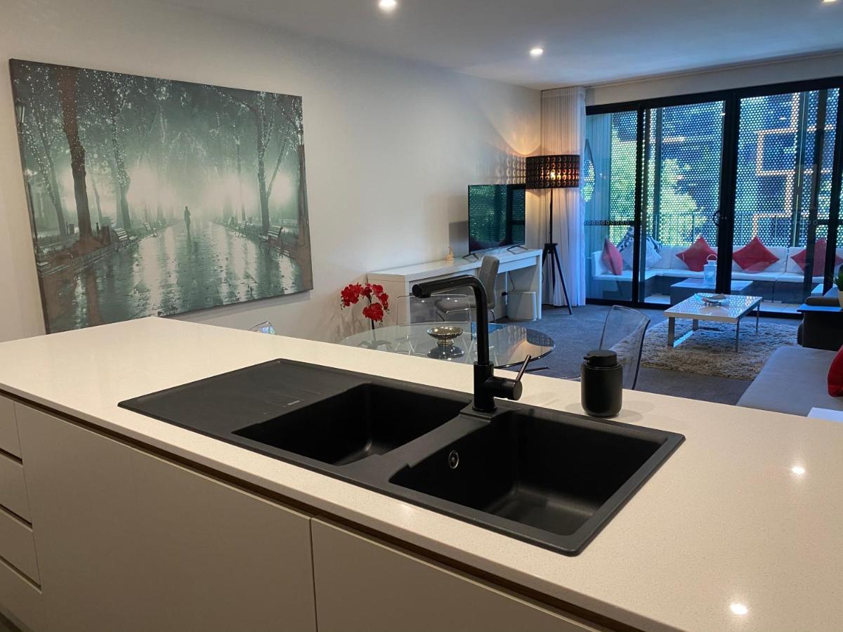 The Gallery Luxe 1 Bedroom Executive Apartment In The Heart Of Braddon Wine Secure Parking Wifi Canberra Ngoại thất bức ảnh